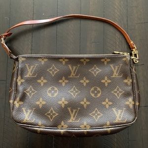 Authentic Louis Vuitton shoulder bag